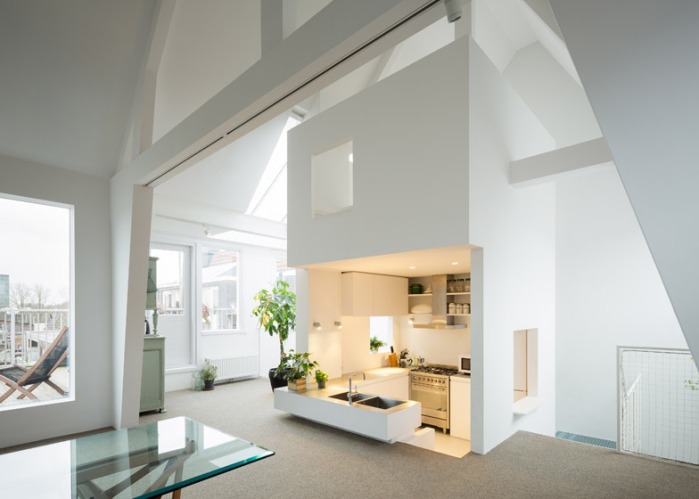 Apartment_in_Amsterdam_by_MAMM_Design_dezeen_784_5